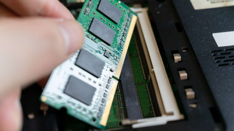 How Laptop RAM Upgrade Can Improve Your Work Efficiency